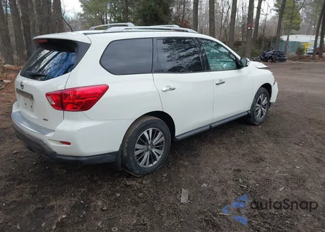 2017 Nissan Pathfinder S z USA, uszkodzony, nr VIN 5N1DR2MM4HC632635
